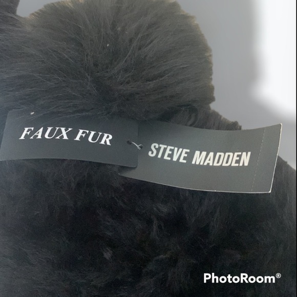 Steve Madden Faux Fur Pom Pom Beanie & Fingerless Gloves Mittens MSRP: $82 - Picture 4 of 7
